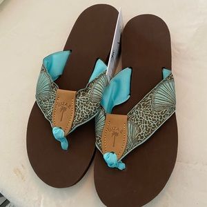 eliza b flip flops near me